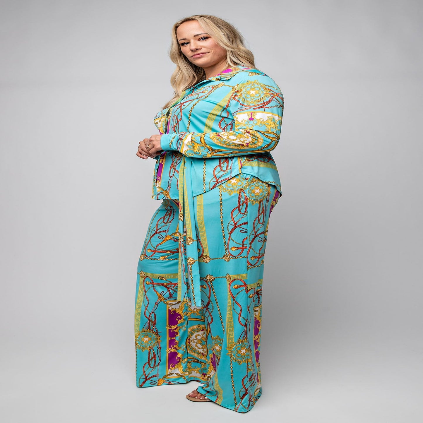 Queen Aqua 2pc Pant Set