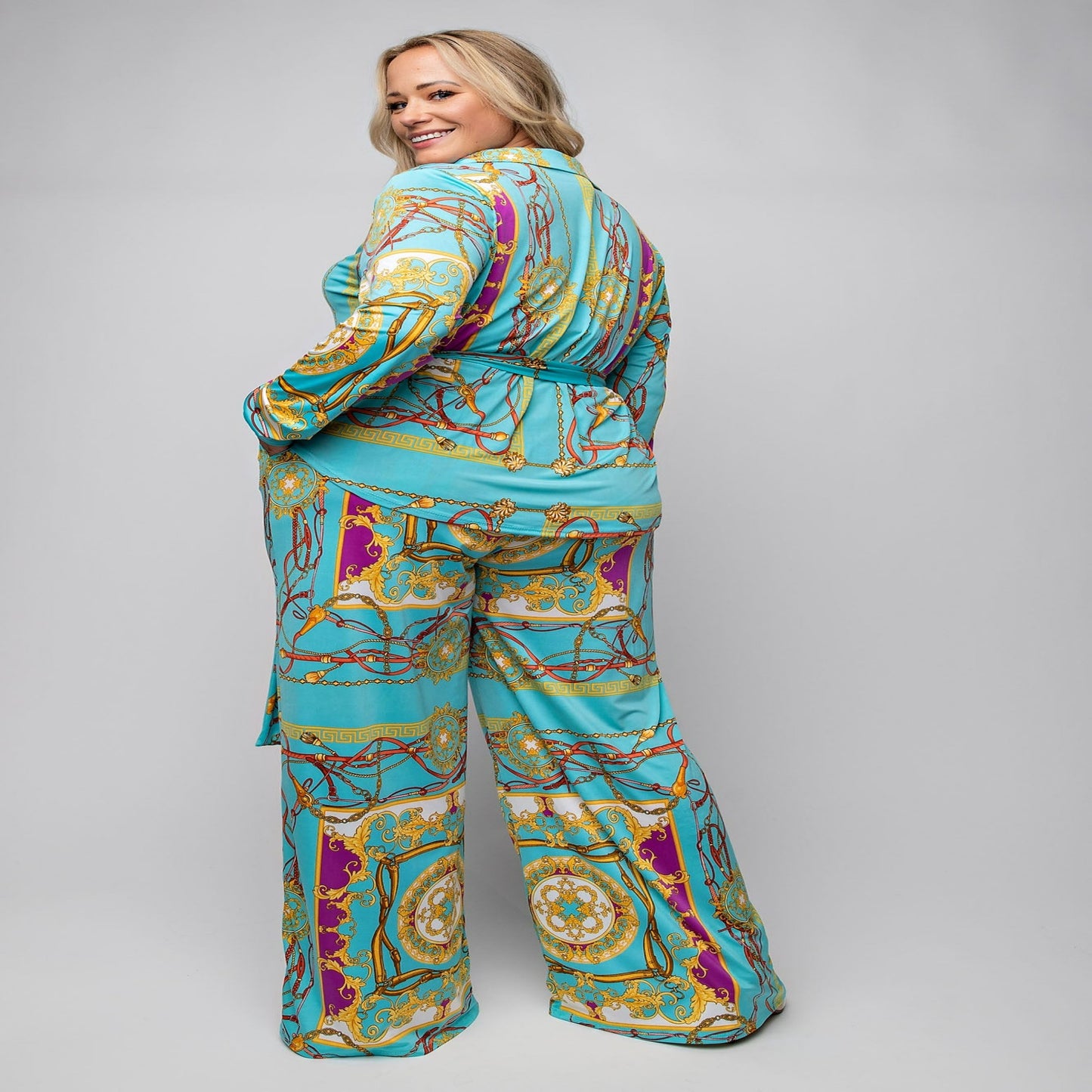 Queen Aqua 2pc Pant Set