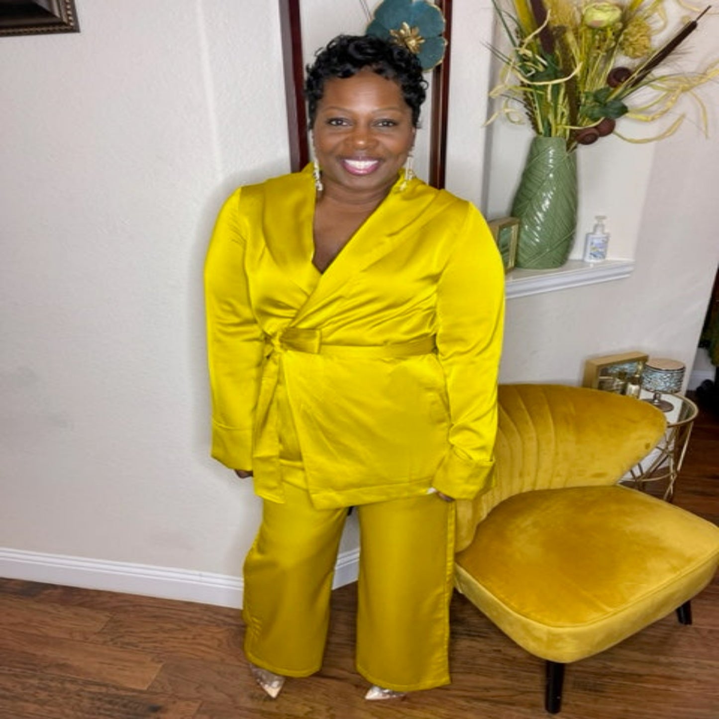 Lady A Lighting Bold