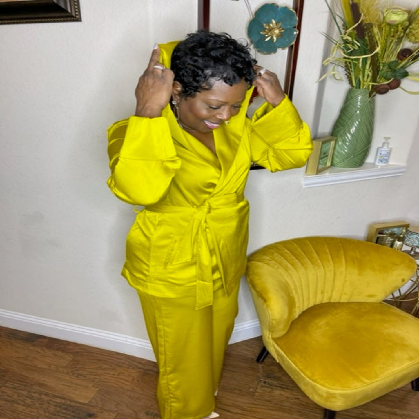 Lady A Lighting Bold