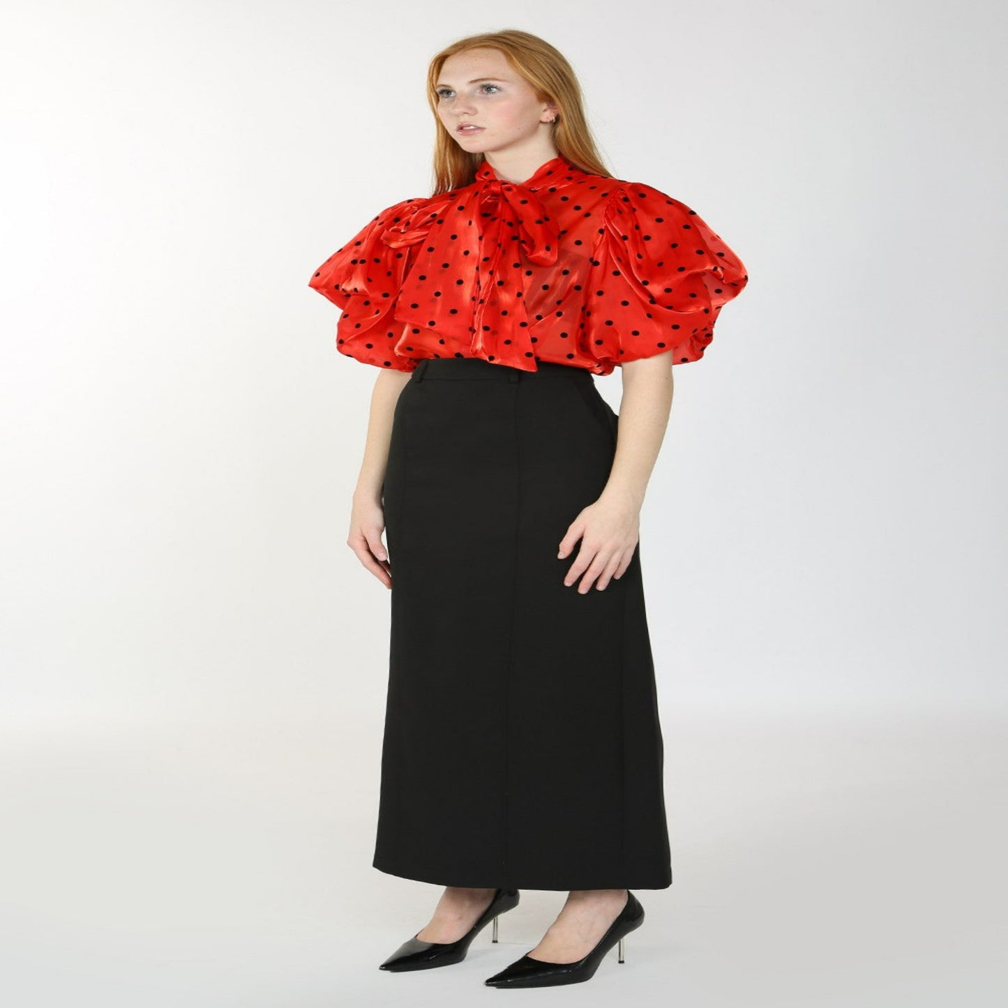 Lady Red Bow Burnout